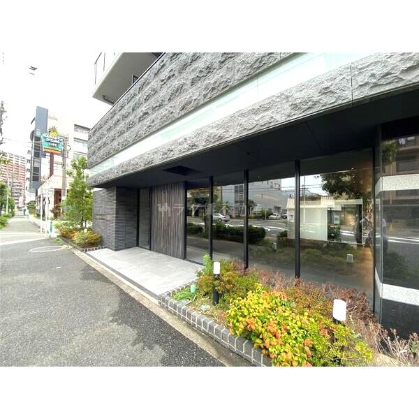 S-RESIDENCE三国WESTの外観2枚目