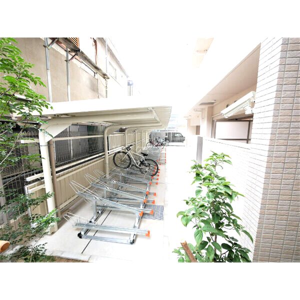 カーサ天神の外観3枚目