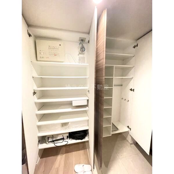 ブランズタワー御堂筋本町の室内写真9枚目