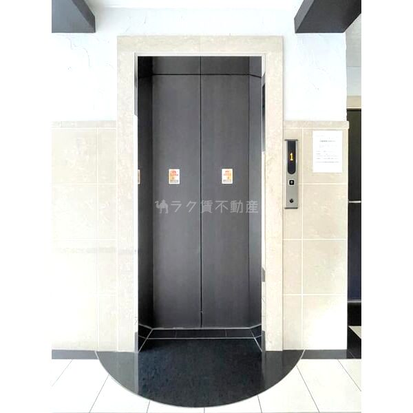 S-FORT江坂Fioreの外観5枚目