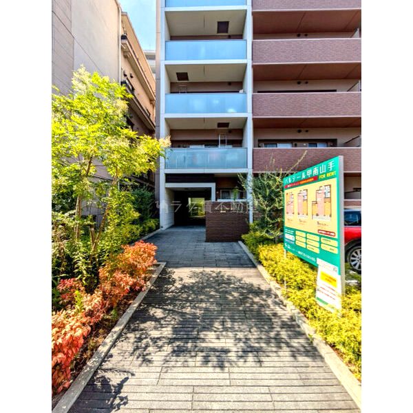 パルテール甲南山手の外観2枚目