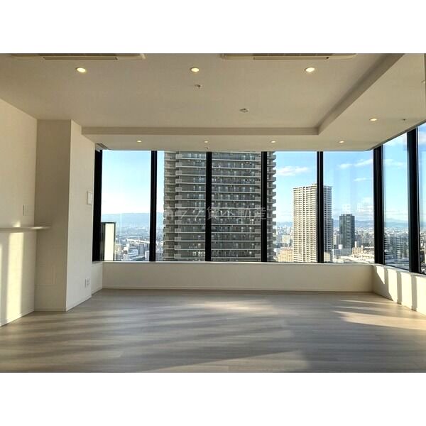 ザ・パークハウス中之島タワーの室内写真1枚目