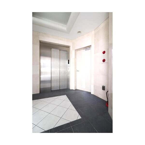 ジョイ・コート家七D棟の外観3枚目