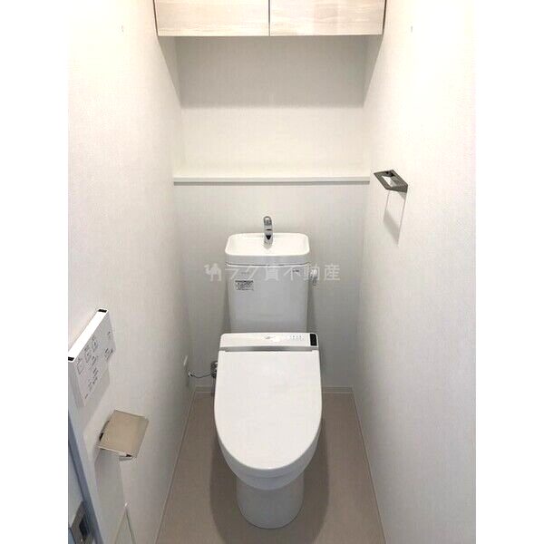 ソルレヴェンテ江坂広芝町の室内写真3枚目