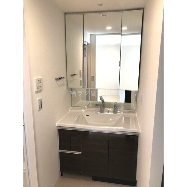 ソルレヴェンテ江坂広芝町の室内写真4枚目