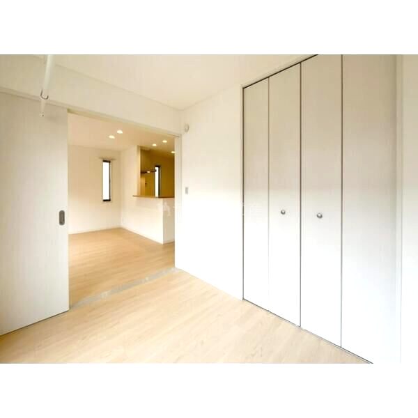 クレストコート伊丹南の室内写真4枚目