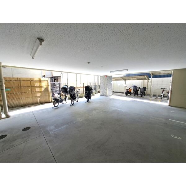 グランデージ池田栄本町の外観7枚目