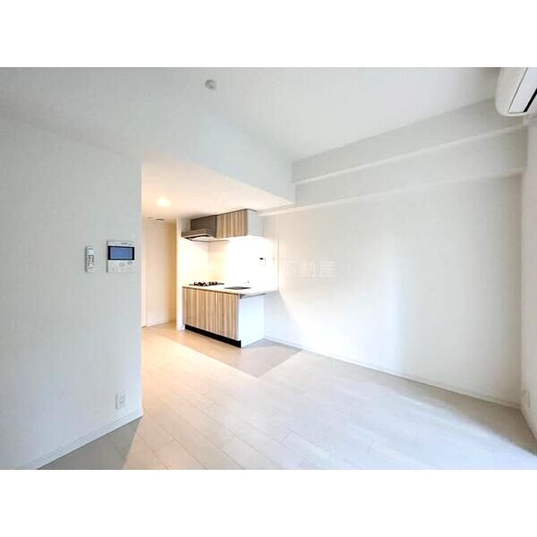 S-RESIDENCE江坂Eminenceの室内写真3枚目