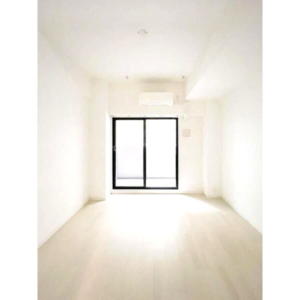 S-RESIDENCE江坂Eminenceの室内写真9枚目