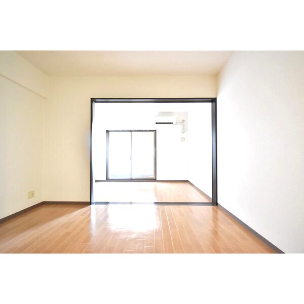 ラルテ中津の室内写真1枚目