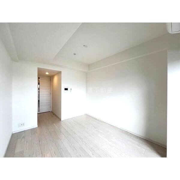 S-RESIDENCE江坂Alegriaの室内写真6枚目
