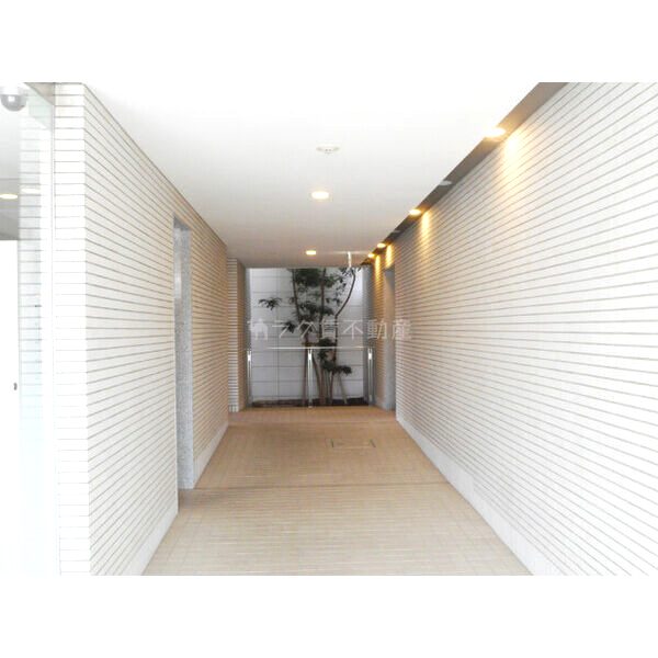 LAVIS(ラヴィ)の外観3枚目