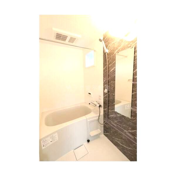 フォレストクリエオーレ宮前町弐番館の室内写真6枚目