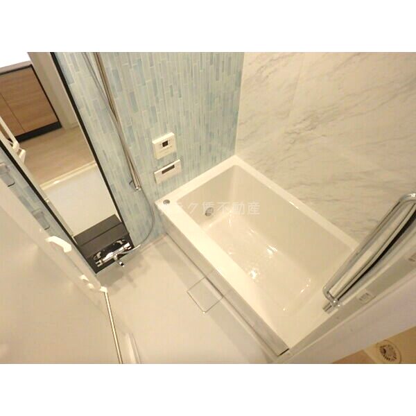 グランアッシュ江坂の室内写真6枚目