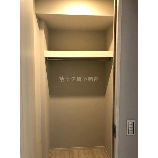 クレヴィアタワー大阪本町の室内写真5枚目