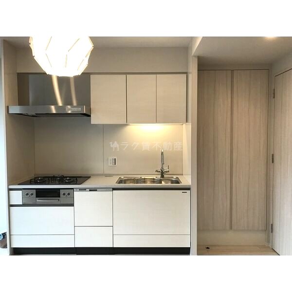 クレヴィアタワー大阪本町の室内写真6枚目