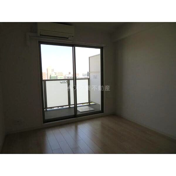 レジディア新大阪の室内写真8枚目