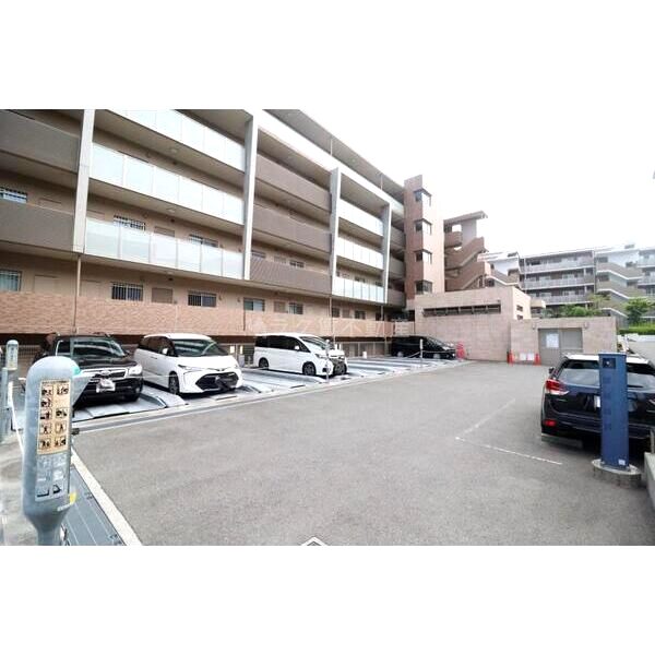 アンビエラ桃山台の外観7枚目