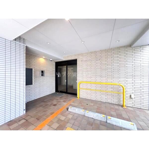 ビューノ三宮の外観2枚目