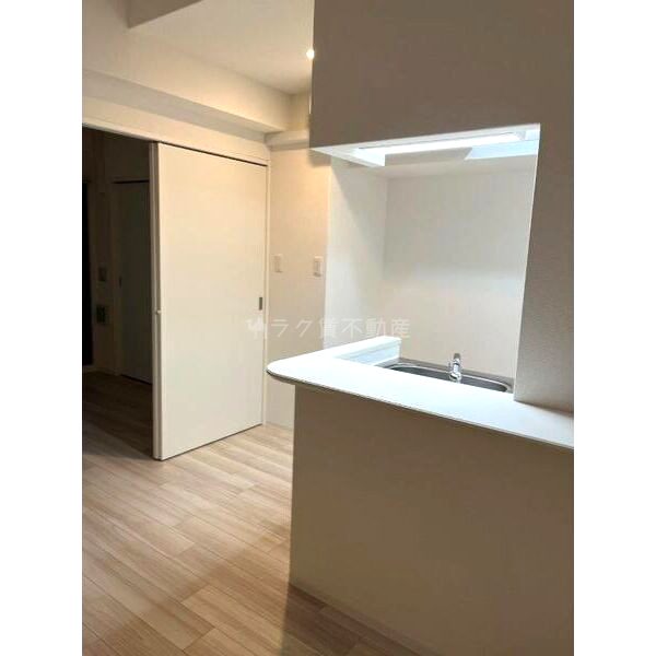 セレニテ神戸元町クレアの室内写真8枚目