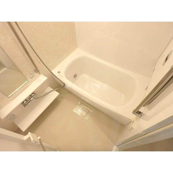 ローレルスクエア健都ザレジデンス フォースステージの室内写真1枚目