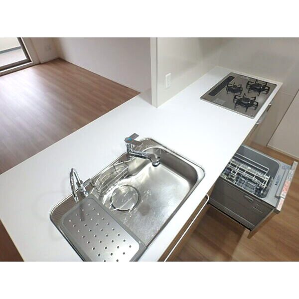 ローレルスクエア健都ザレジデンス フォースステージの室内写真2枚目