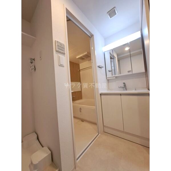 LA GRACE FUKUSHIMAIIの室内写真4枚目