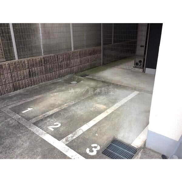 アクエルド緑地公園の室内写真7枚目