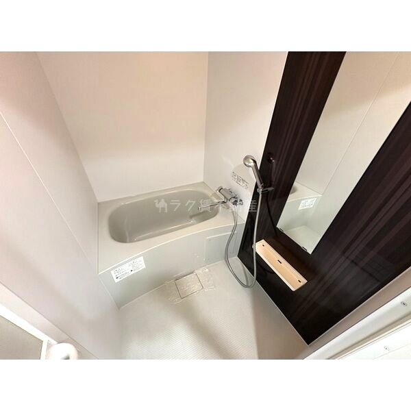 エスリード新大阪レジデンス 1310号室の室内写真7枚目