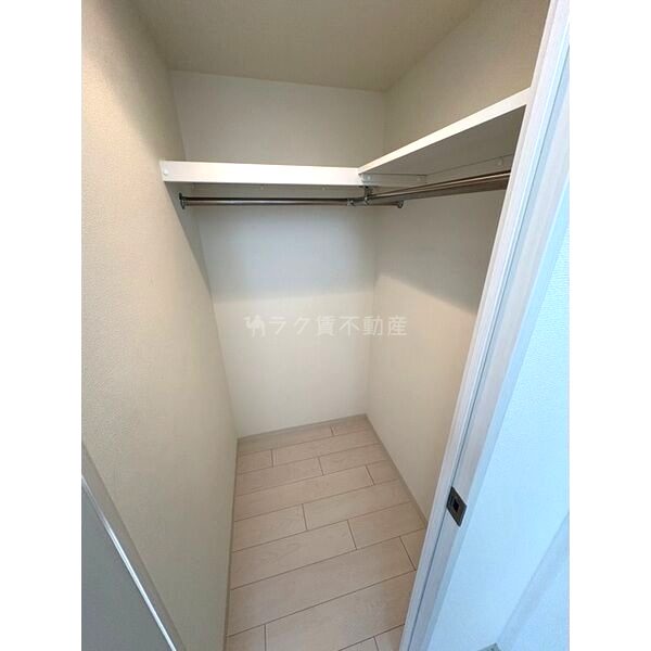 エスリード新大阪レジデンス 1310号室の室内写真8枚目