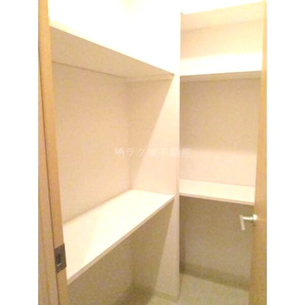 フレンシアノイエ内本町の室内写真2枚目