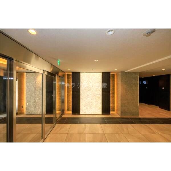 ラ・ピシーヌ南堀江の外観4枚目