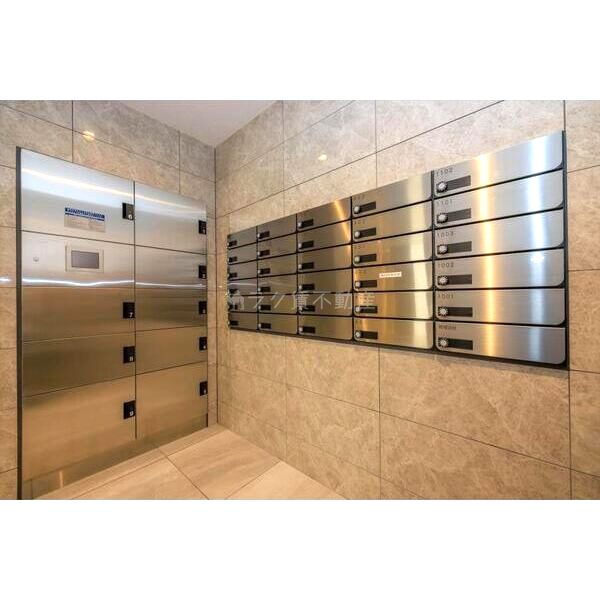 ラ・ピシーヌ南堀江の外観6枚目