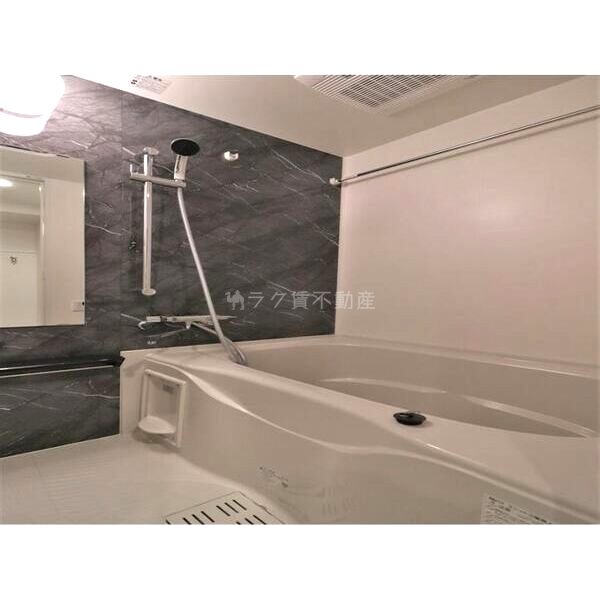 ラ・ピシーヌ南堀江の室内写真15枚目