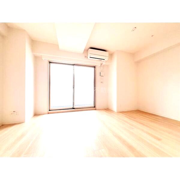 ラ・ピシーヌ南堀江の室内写真2枚目