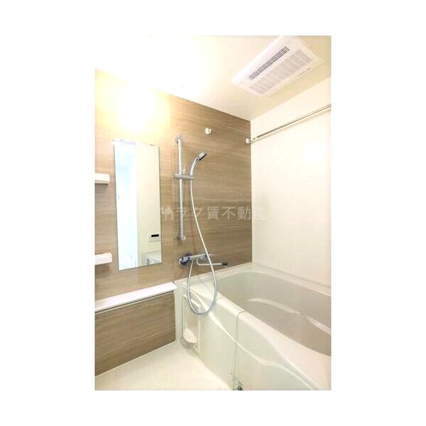 ラ・ピシーヌ南堀江の室内写真6枚目