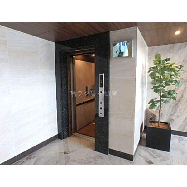 ファーストステージ江坂広芝町IIの外観3枚目