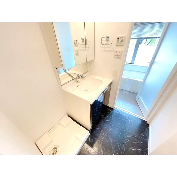 レジュールアッシュ福島の室内写真6枚目