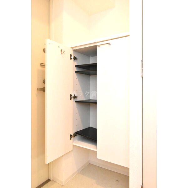 SERENiTE谷四の室内写真6枚目