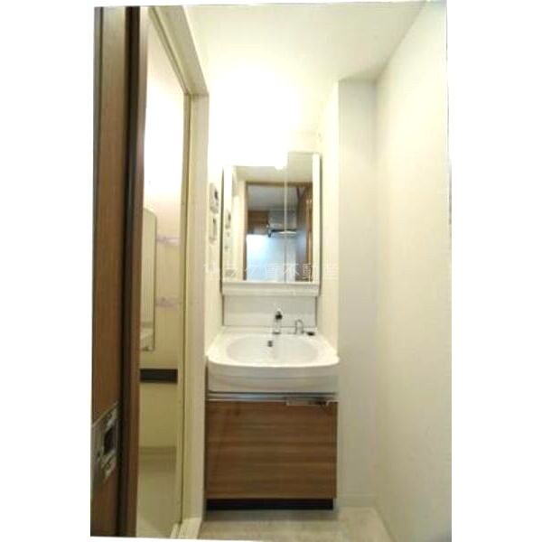 ララプレイス ザ・京橋ステラの室内写真5枚目