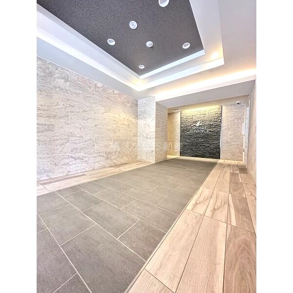 アドバンス大阪シックの外観3枚目