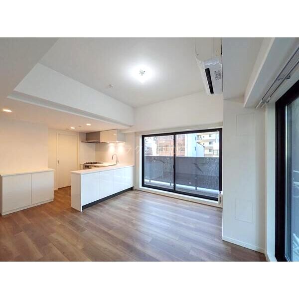 S-RESIDENCE松屋町asenceの室内写真12枚目