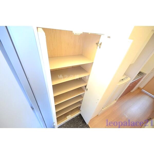 レオパレス吹田高浜の室内写真3枚目