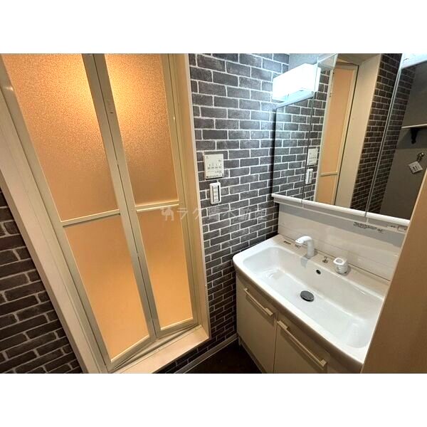 シャトーライフ蛍池の室内写真9枚目