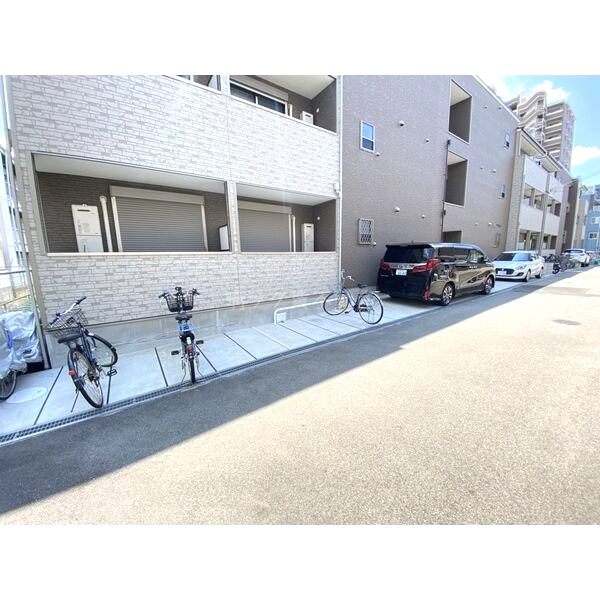 クレアトゥール香里園の外観2枚目