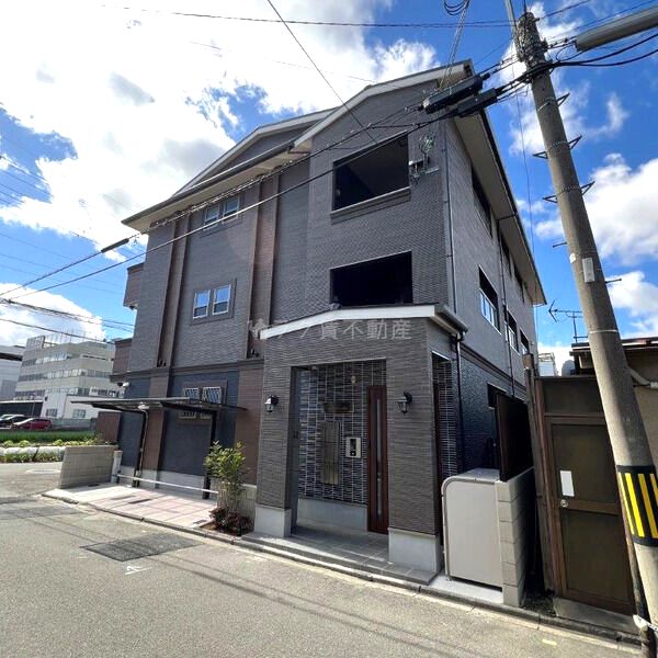 コンフォルタ京都西の外観2枚目