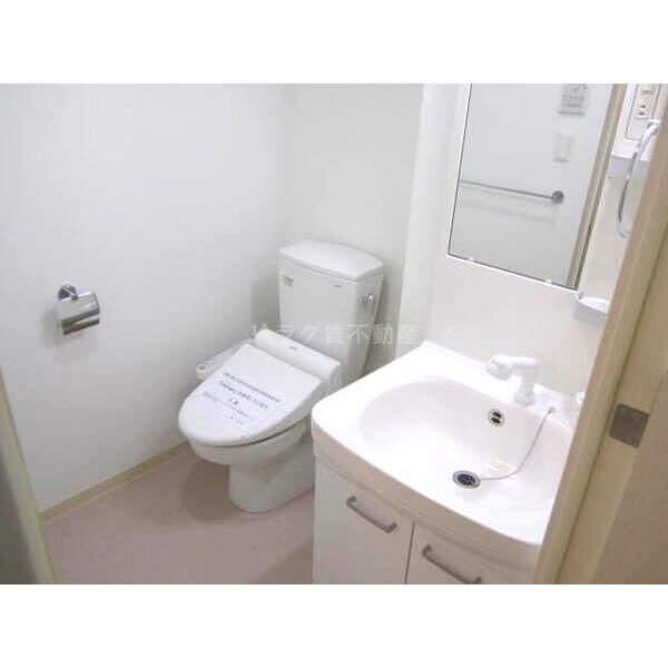 ラクラス新大阪の室内写真9枚目