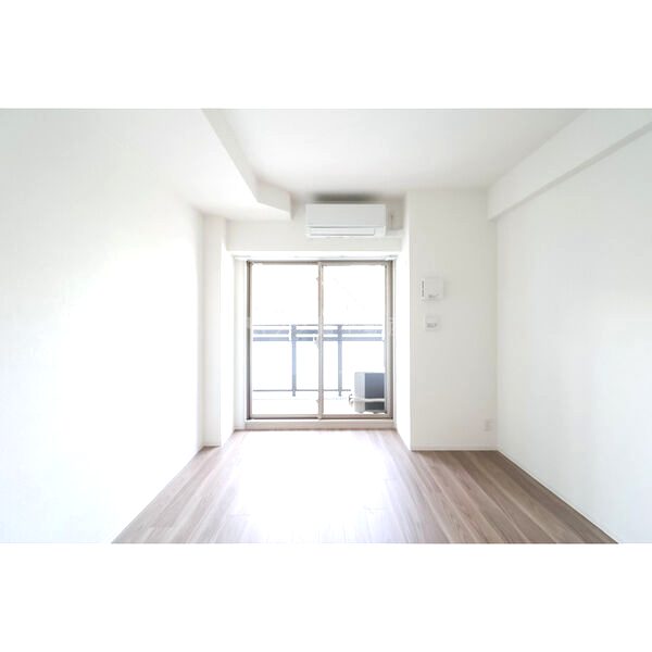 GENOVIA神戸湊川公園の室内写真1枚目