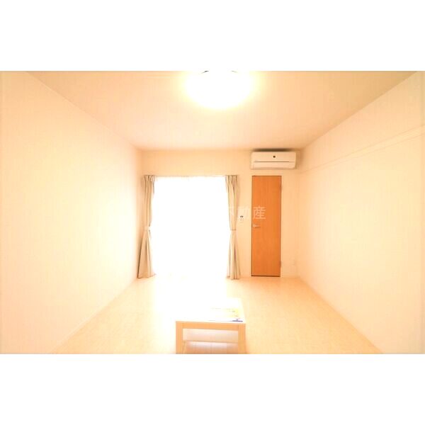 クレイノアローウェアハウスの室内写真4枚目