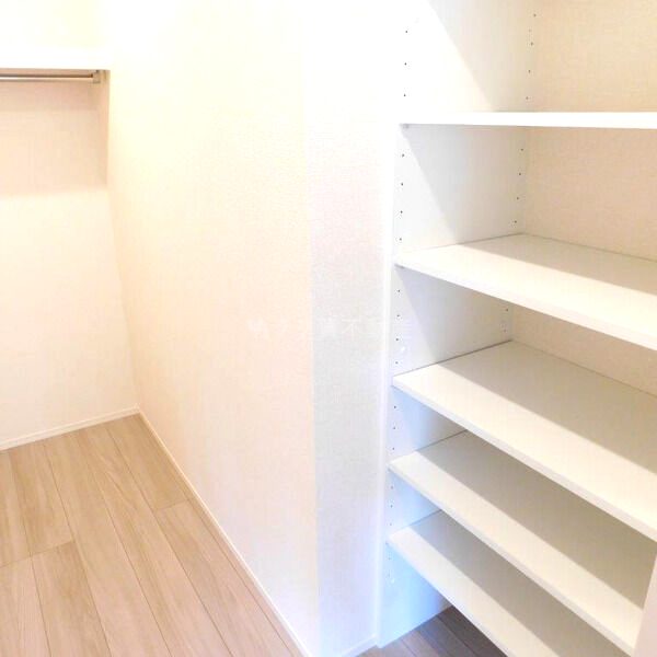 扇山 (SENZAN)の室内写真7枚目